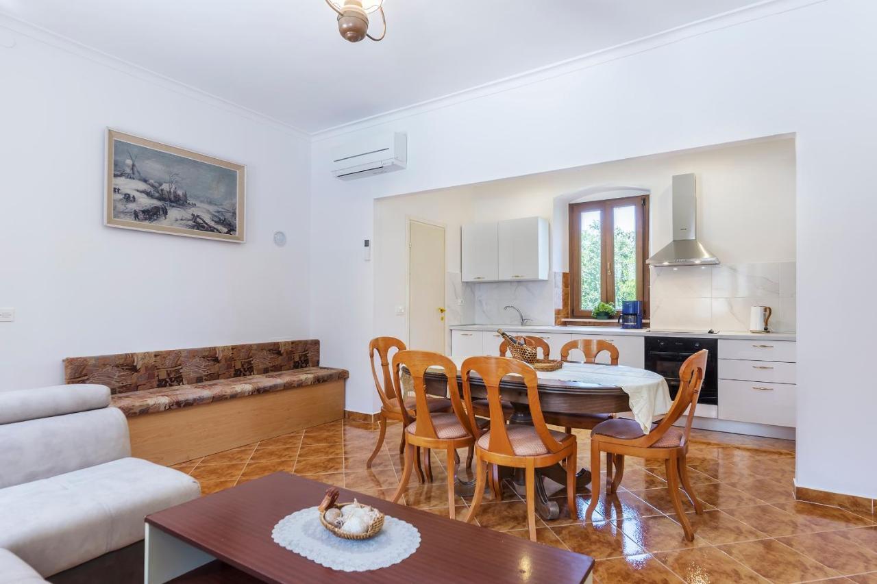 Villa Ana Labin  Extérieur photo
